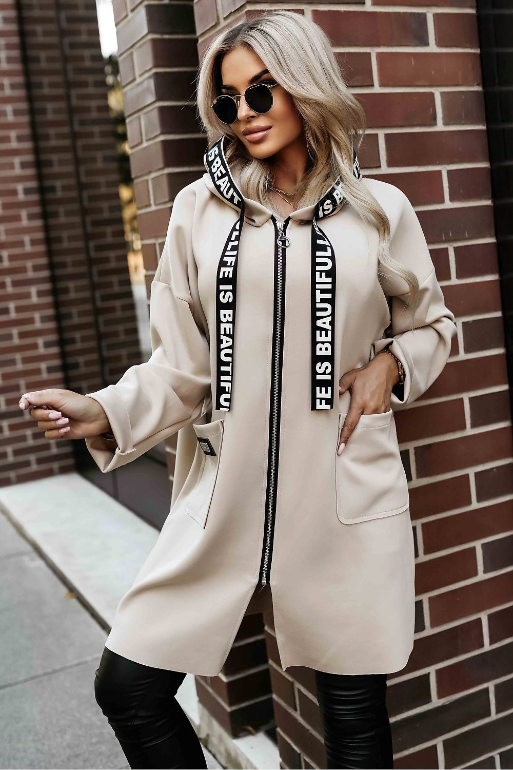 Coat model 218112 Numoco