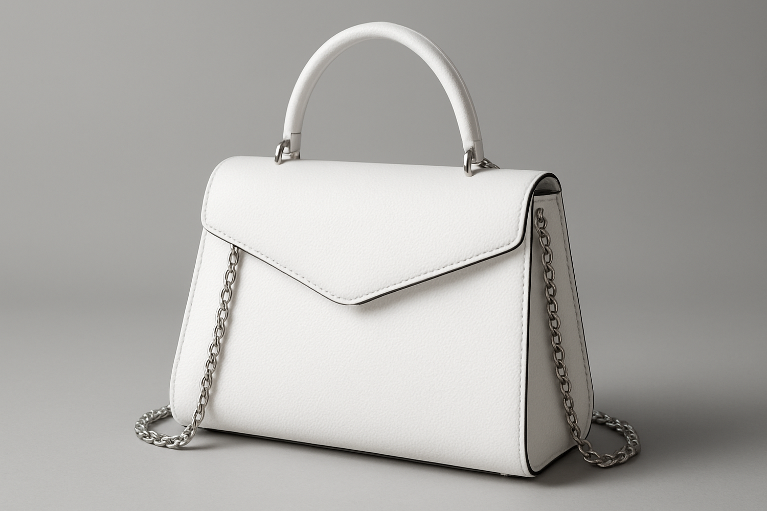 Handbags & Clutches