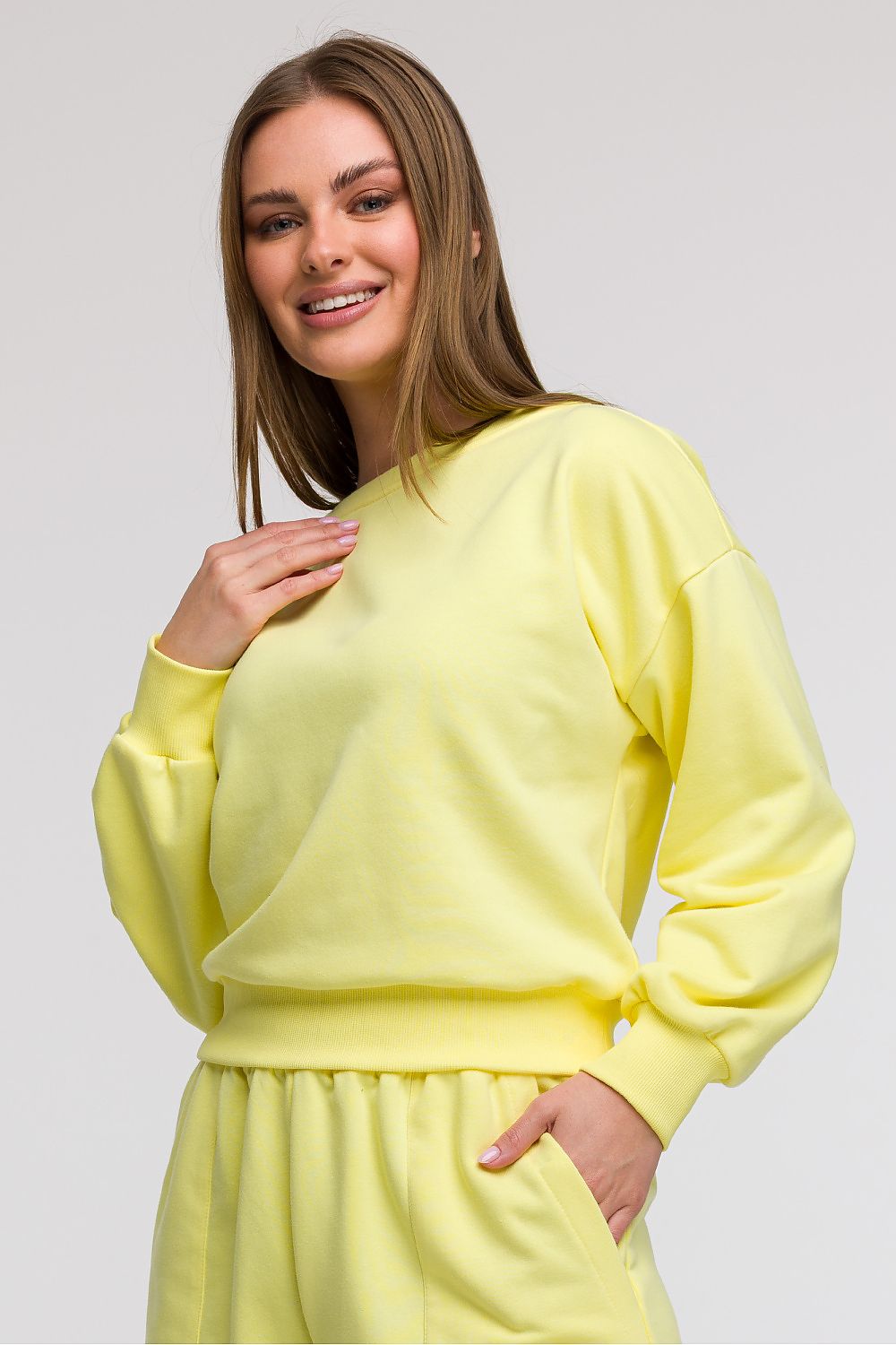  Sweatshirt model 211529 BeWear 