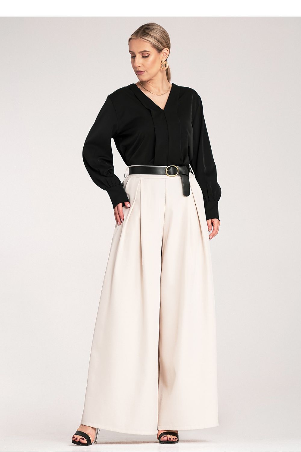  Blouse model 214923 Figl 