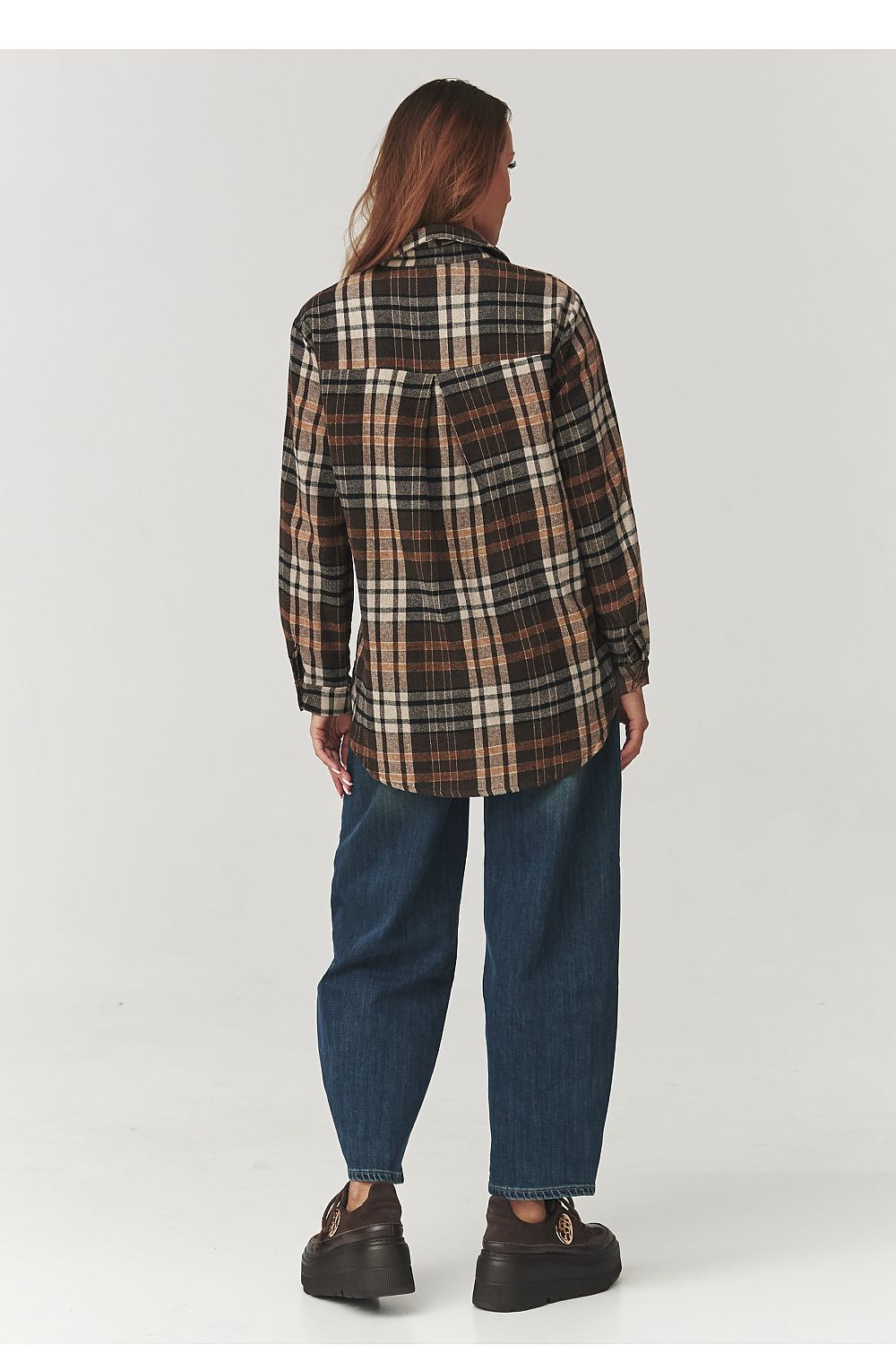  Long sleeve shirt model 219733 Makadamia 