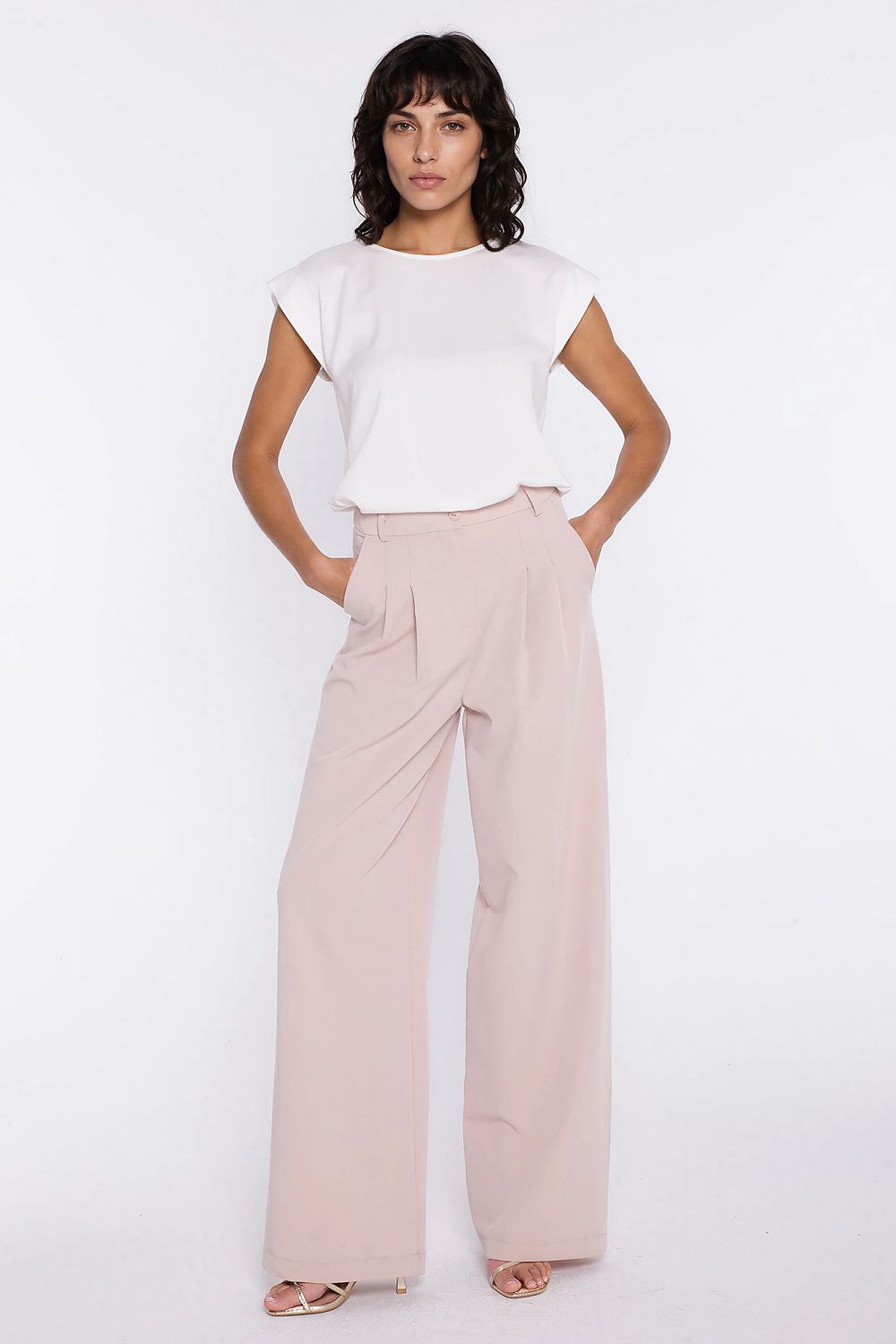  Blouse model 226431 Nife 