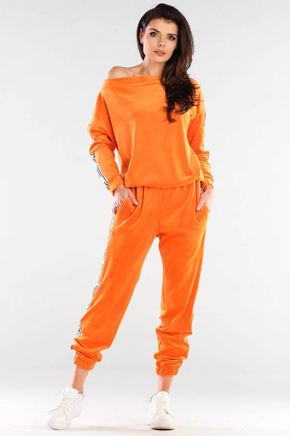  Sweatshirt model 154807 awama 