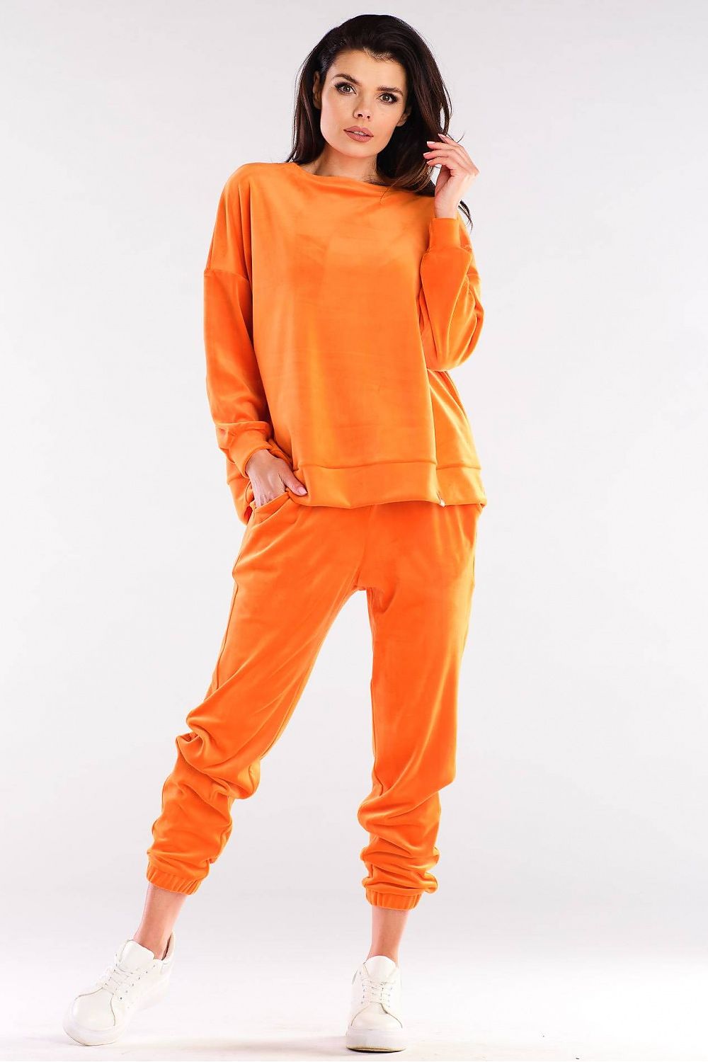  Sweatshirt model 155477 awama 
