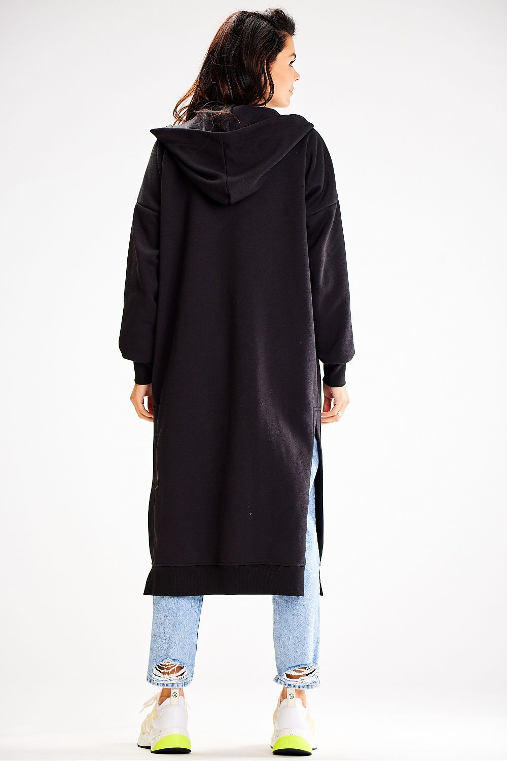  Sweatshirt model 187127 awama 